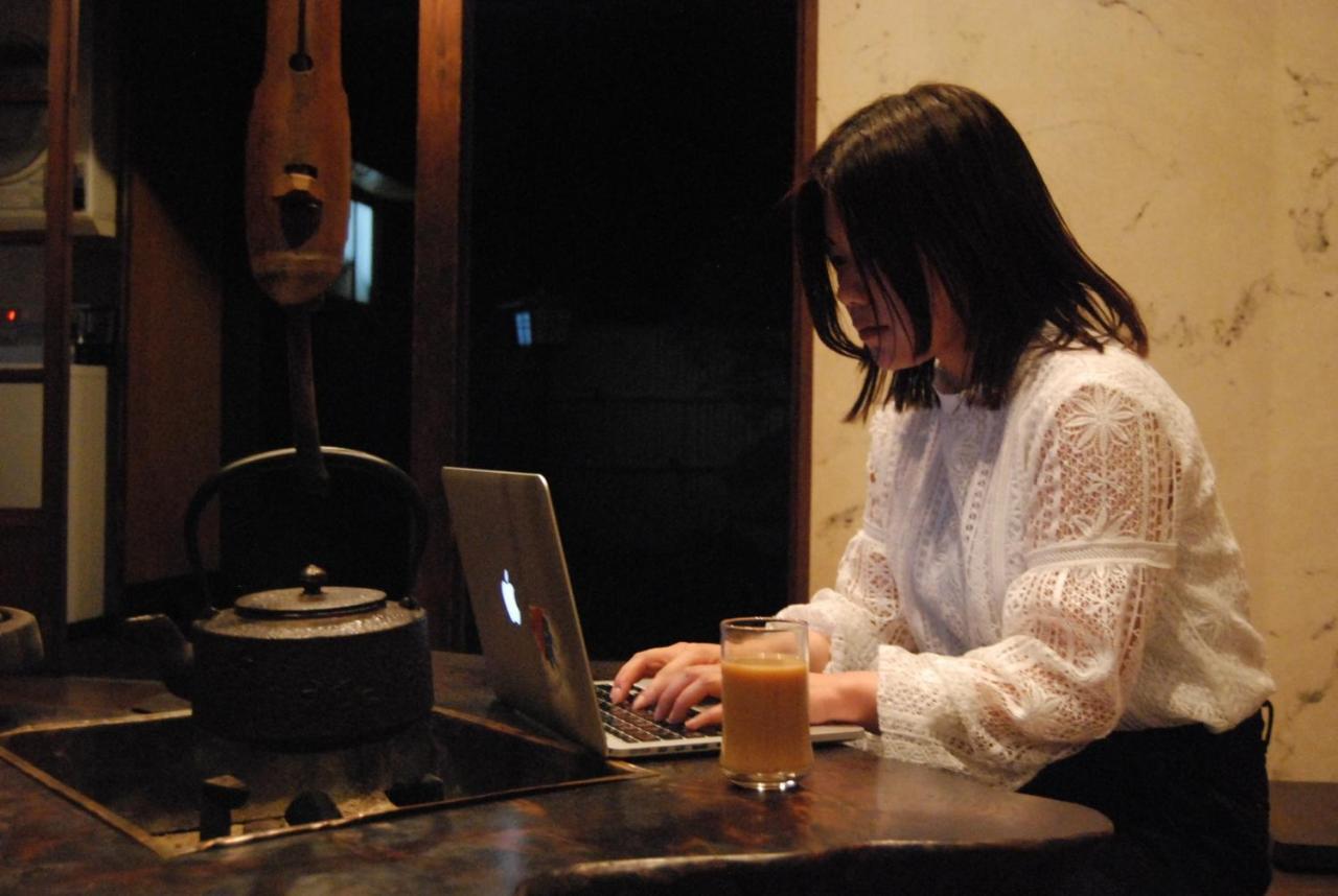 Guesthouse Omoya--全個室--囲炉裏のぬくもりと共にグループの絆を深める古民家宿でゆっくりとした時間を-6名部屋-6名部屋-8名部屋--最大20名-ペット同伴可は一室のみ- Мацуяма Экстерьер фото